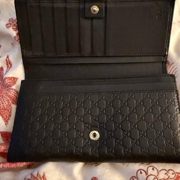 Gucci Dark Brown Embossed Leather Wallet - Picture 5 of 16